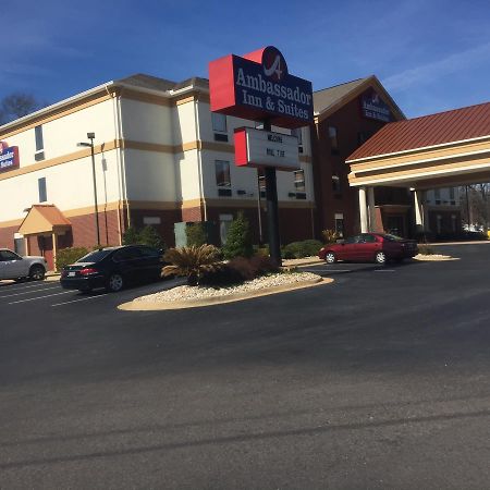 Ambassador Inn & Suites Tuscaloosa Esterno foto