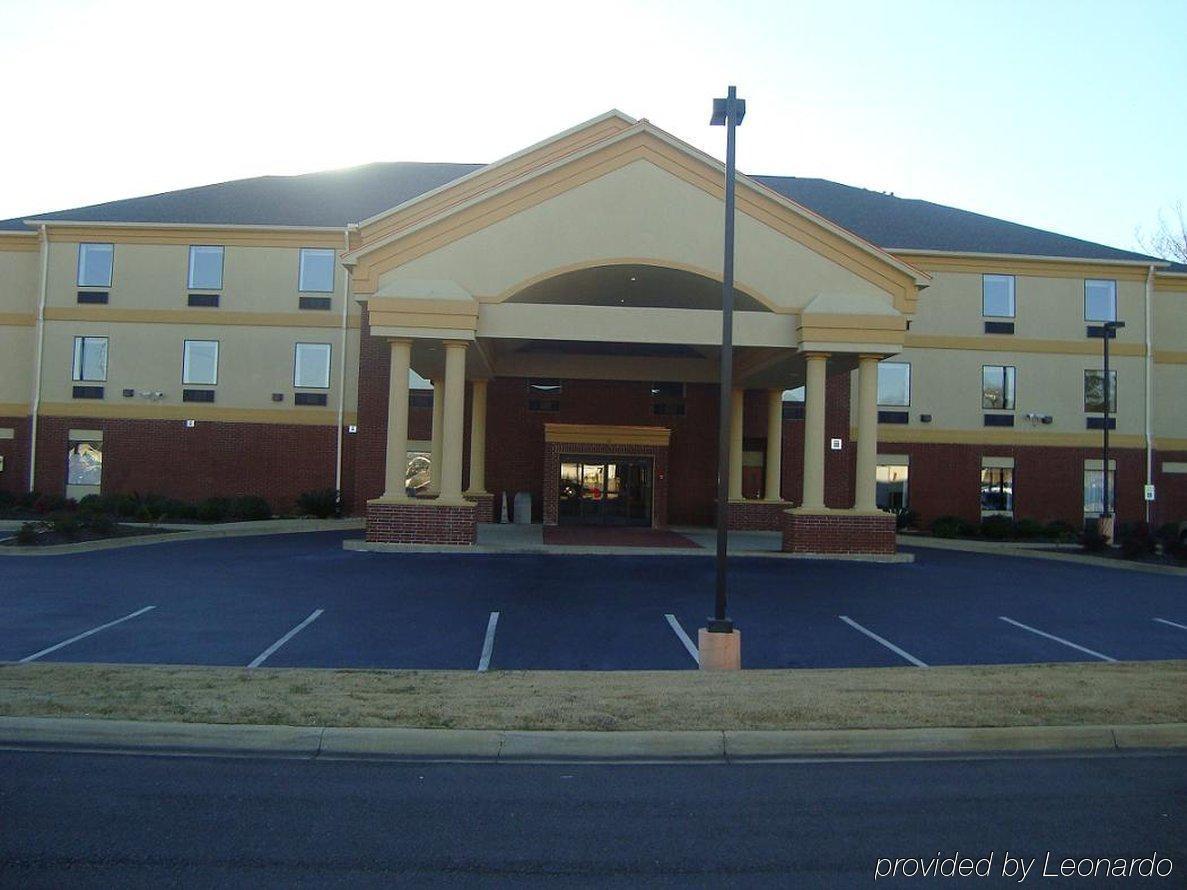 Ambassador Inn & Suites Tuscaloosa Esterno foto
