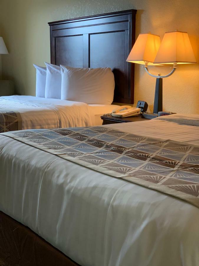Ambassador Inn & Suites Tuscaloosa Esterno foto