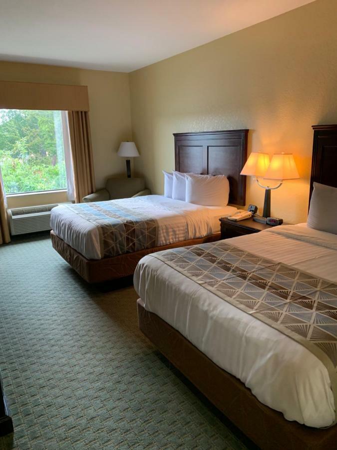 Ambassador Inn & Suites Tuscaloosa Esterno foto