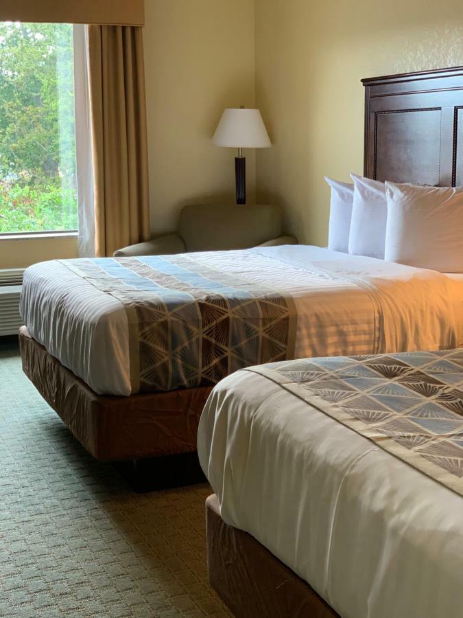 Ambassador Inn & Suites Tuscaloosa Esterno foto
